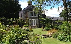 Ingram House Bed & Breakfast